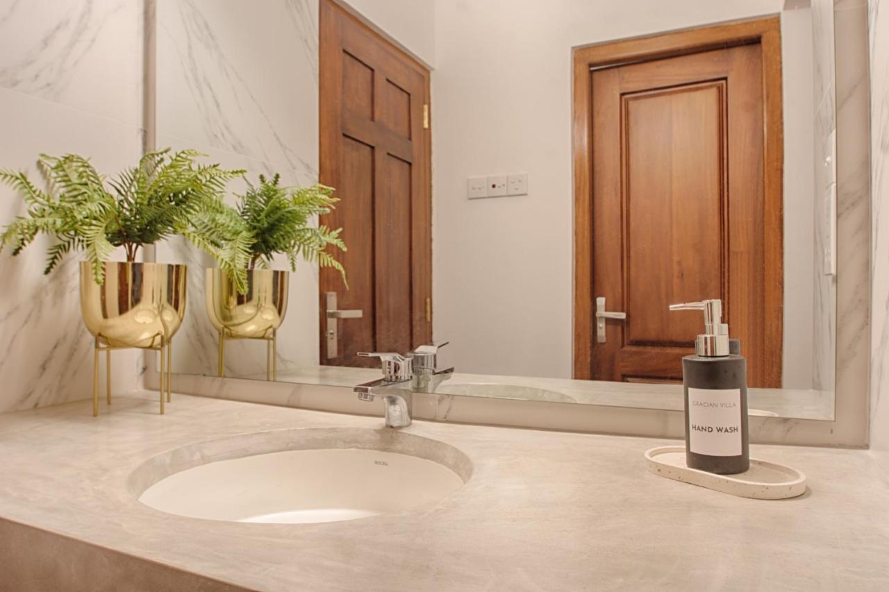 קנדי Gracian Villa מראה חיצוני תמונה